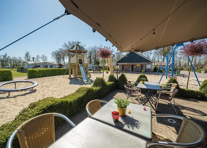 The Nutshell Met Hottub En Sauna | 2 Personen Appartement *