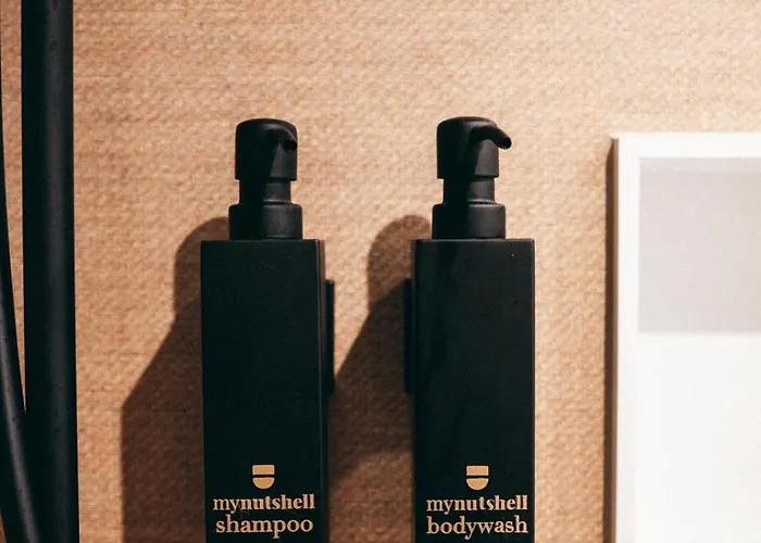 The Nutshell Met Hottub En Sauna | 2 Personen Appartement *