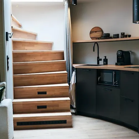 The Nutshell Met Hottub En Sauna | 2 Personen Neede